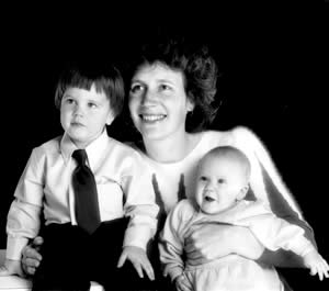 Janet Pietsch, '83, holds her two children, Casey and Lauren Karbowski, in this 1985 photo, taken nine months before she died of pancreatic cancer. Photo courtesy of Mike Karbowski.