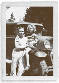 William Bolcom with his younger sister Robin, July 1950. Photo courtesy John Pollock.